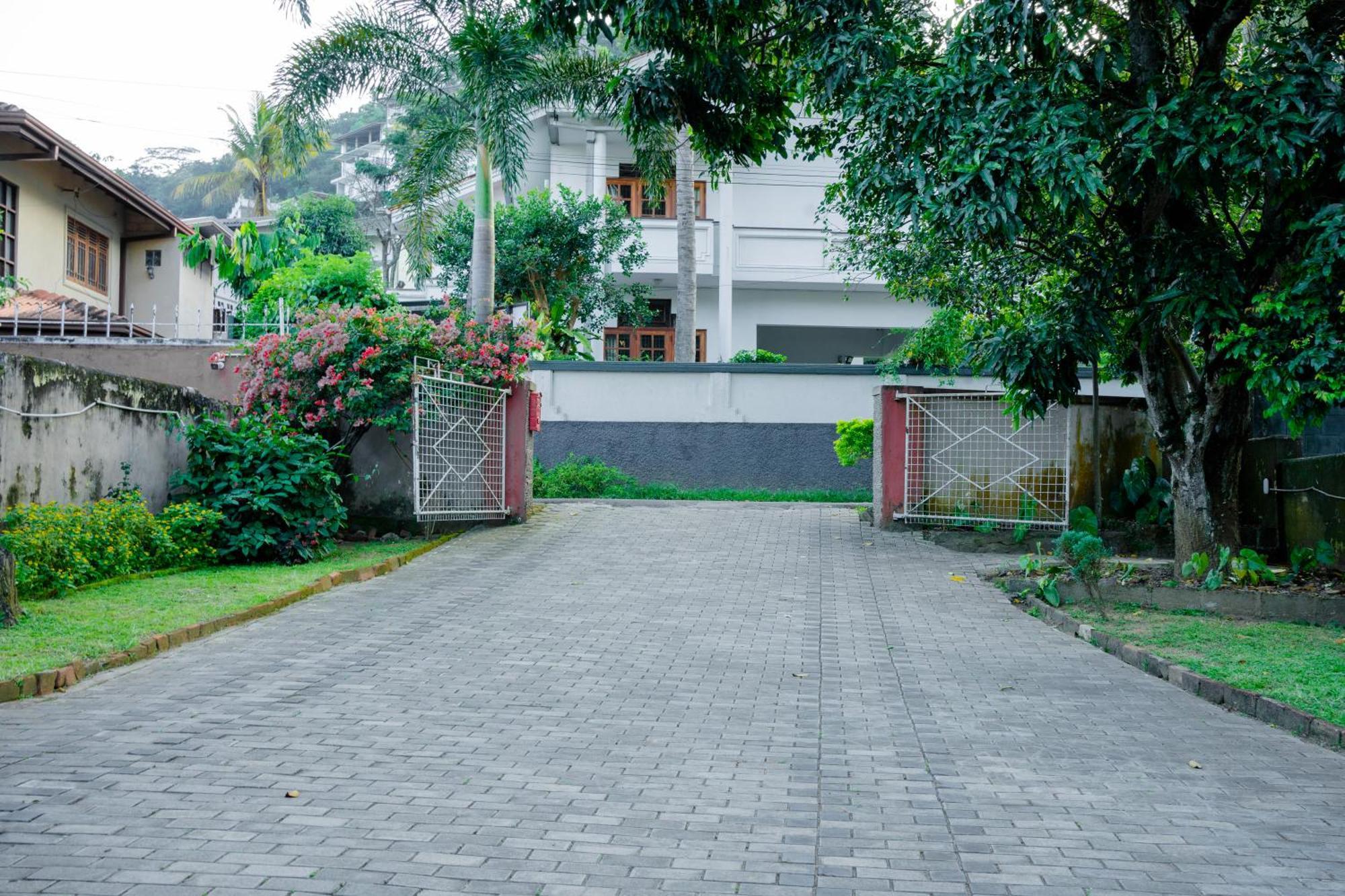 Kandy Boutique Villa By Fortuna Bungalows Eksteriør bilde
